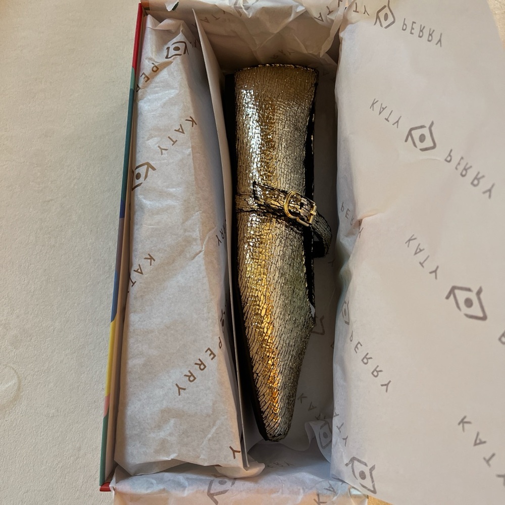 Katy Perry 9.5 Women's Evie Mary Jane Flat Gold NIB Fashion Casual Work School - Picture 5 of 8